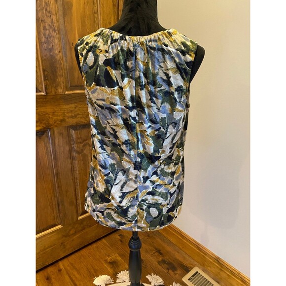 Jaclyn Smith Blouse Sz Large Top Sleeveless Ruffle Front Green Rounded Neckline - Picture 5 of 8